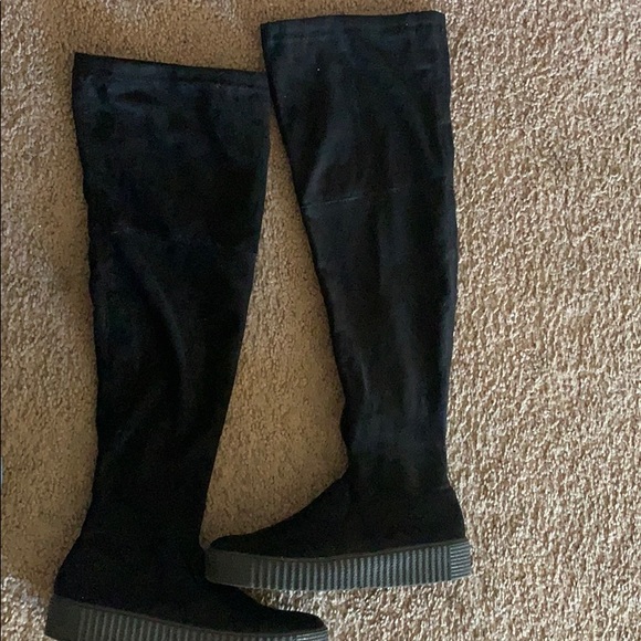 Knee flat boots - Picture 1 of 1